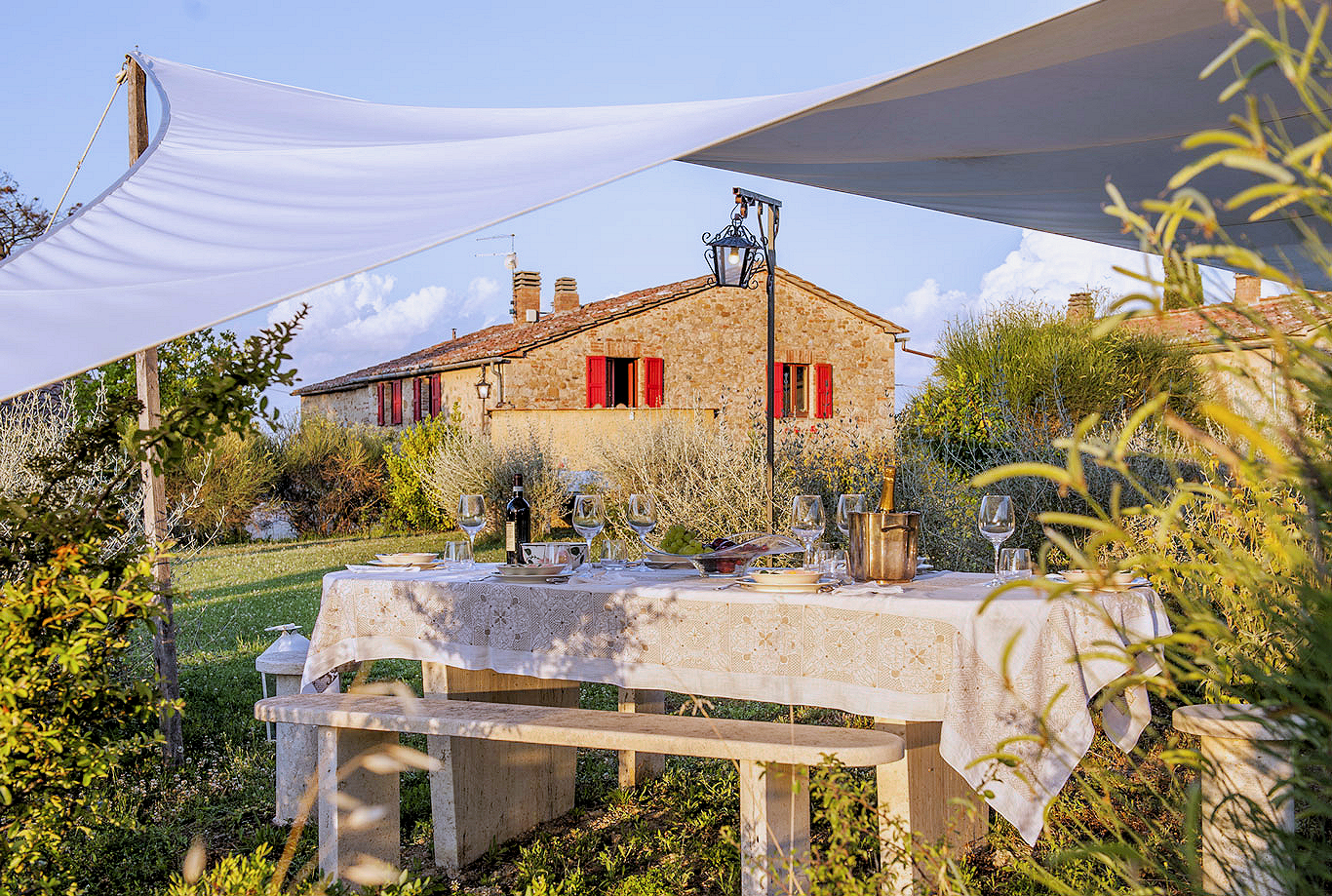 Open-air dining in the estate gardens.