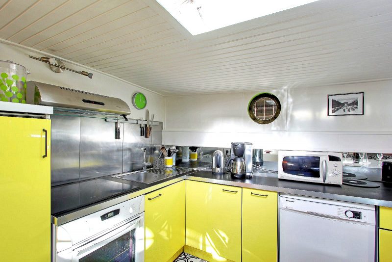 The well-equipped kitchen aboard Notre Bateau-Mouche.