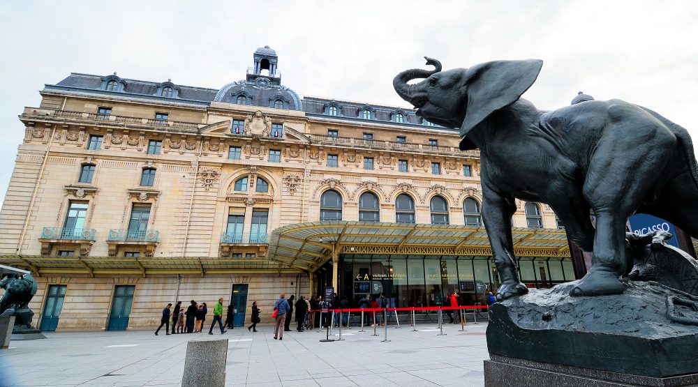 The Musée d'Orsay is a 5-minute walk from the Orsay Apartment.