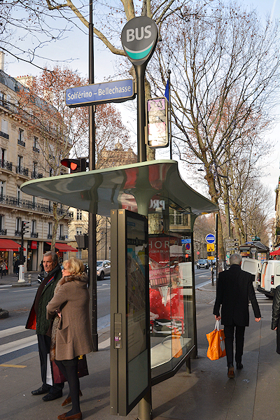 Public transport is within 5-minutes walk from the Orsay apartment.