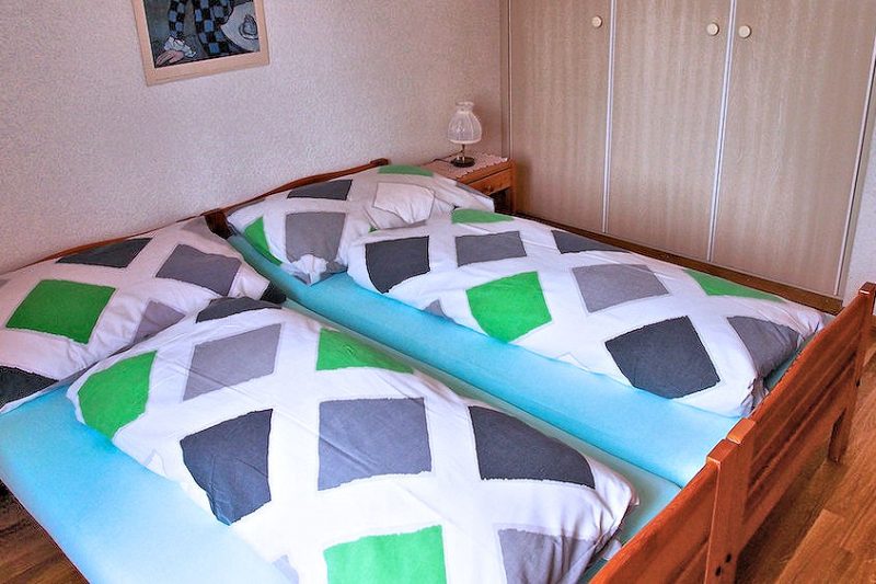 Chalet Balmhorn - 1-bedroom 3rd floor apartment - twin bedroom