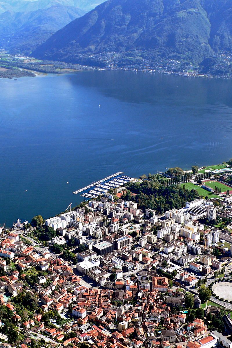 Locarno — aerial view of Old City and New Town - detail - Photo by Ozonski CC BY 3.0 commons.wikimedia.org