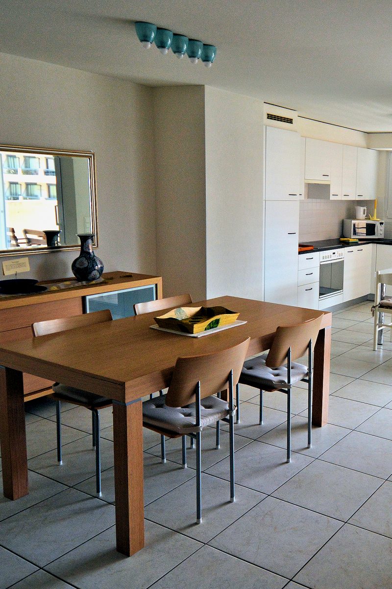 New Town - Plus Apartment Dining and Kitchen.