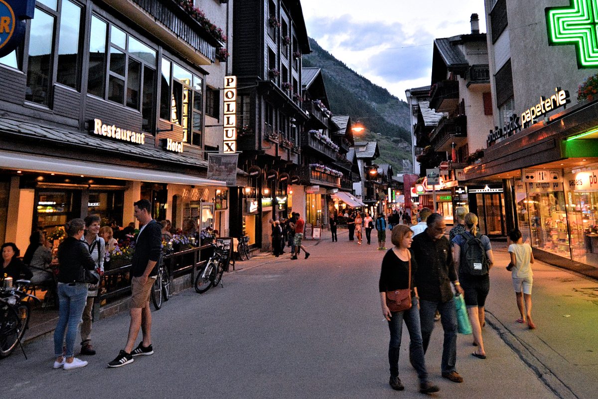 Bahnhofstrasse on a summer evening.