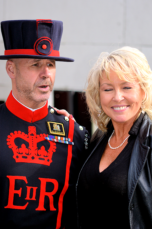 The Tower of London: blushing visitor & the Beefeater.