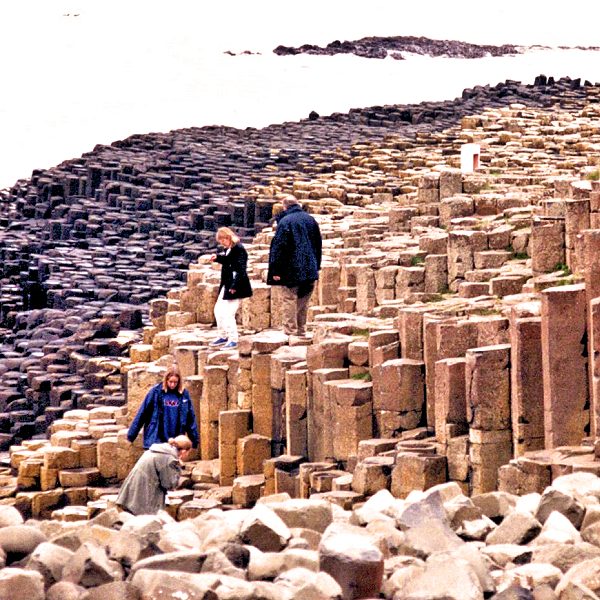 Co. Antrim: Giants Causeway, a World Heritage Site.