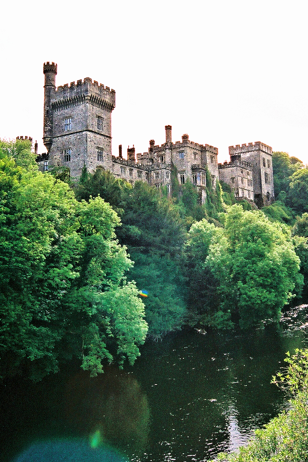 Co. Waterford: Lismore Castle on River Blackwater.