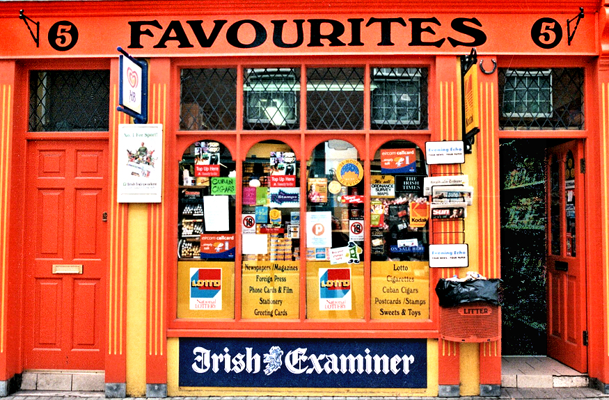 Kinsale Co. Cork: Favourites storefront.