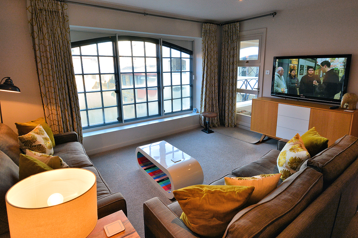 Shad Thames Apartment - Living room with balcony access.