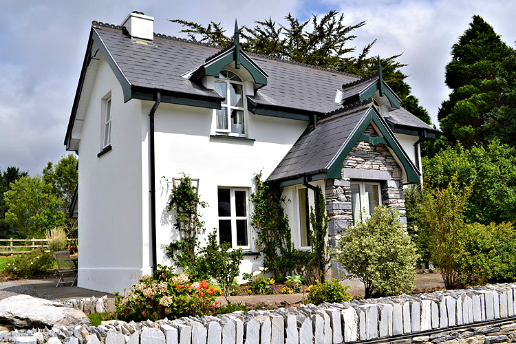Kenmare Heights Cottage - exterior. Photo courtesy the owners.