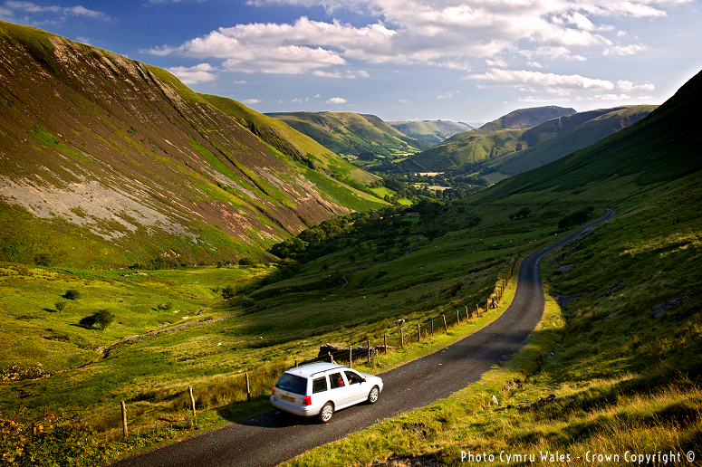 Car touring is the best way to explore Britain's best-kept secret during your Wales cottage vacation. Photo Cymru Wales - Crown Copyright. Car touring is the best way to explore Britain's best-kept secret during your Wales cottage vacation. Photo Cymru Wales - Crown Copyright.
