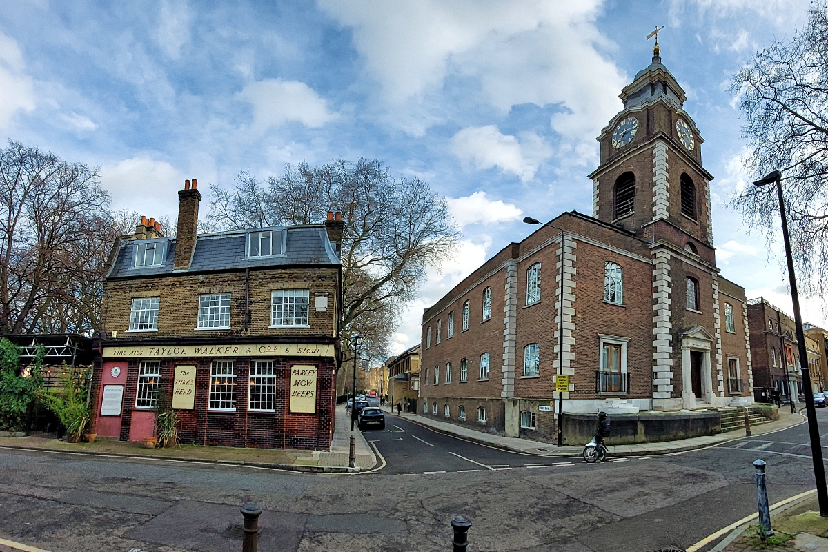 London: Tower Hamlets, Wapping - Turks Head Pub. Photo © Home At First.