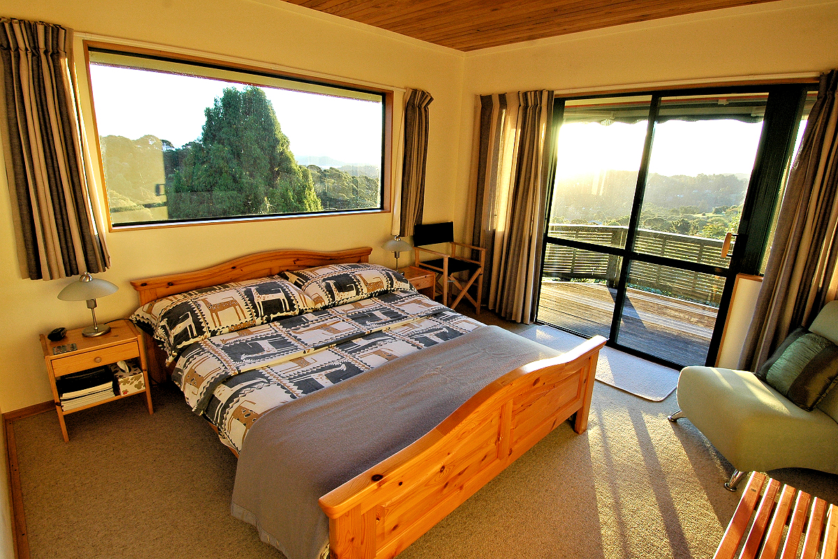 Coromandel: Treehouse Inn — double bedroom with terrace. Photo © Home At First.