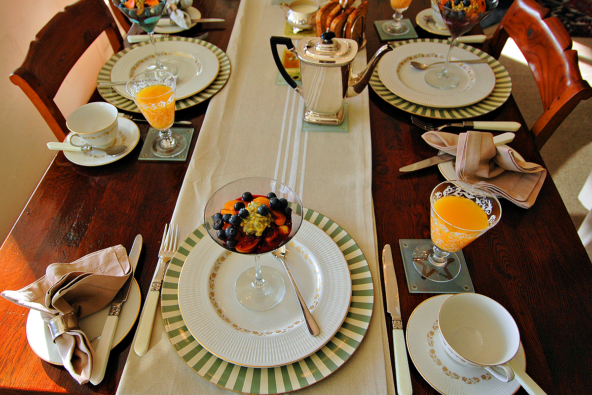 Northland: Breakfast included. Photo © Home At First, creators of Independent Fly/Drive New Zealand Travel.