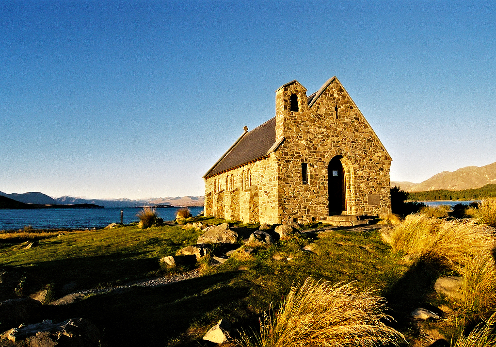 Mackenzie Country - Lake Tekapo - Church of the Good Shepherd. Photo © Home At First.